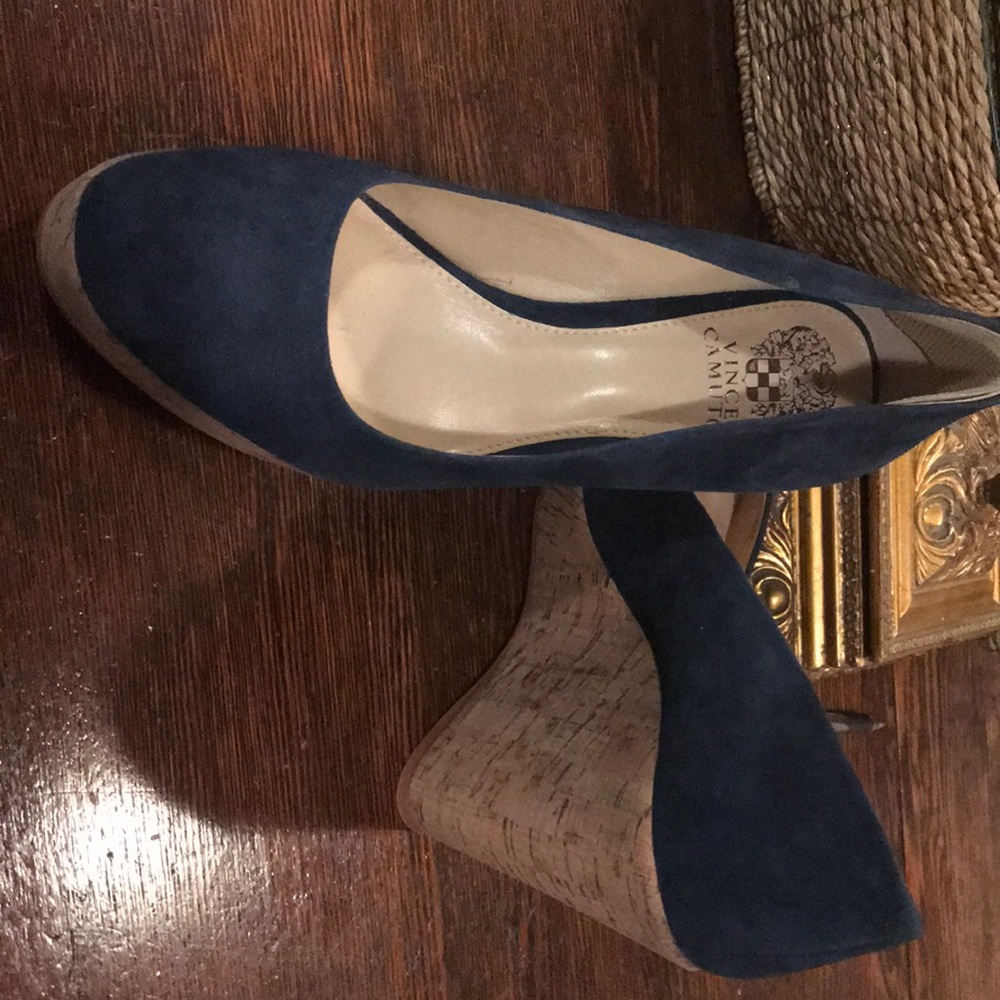 Vince Camino  4 in. Wedge platforms in navy suede